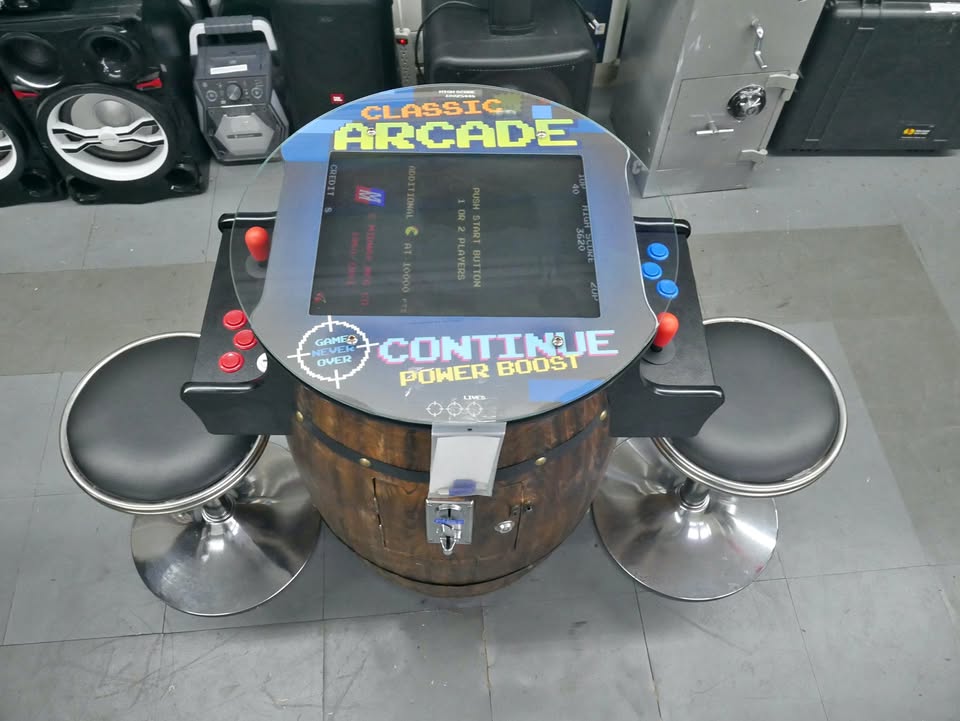 Classic Arcade Machine – 411 Games with Two Stools