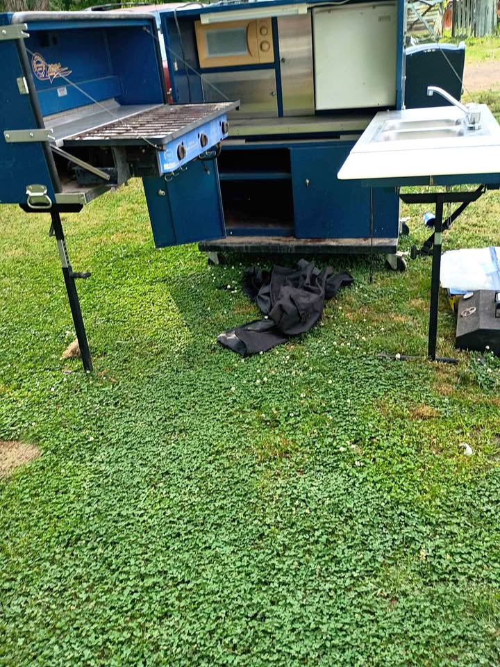 Campmate Portable Kitchen