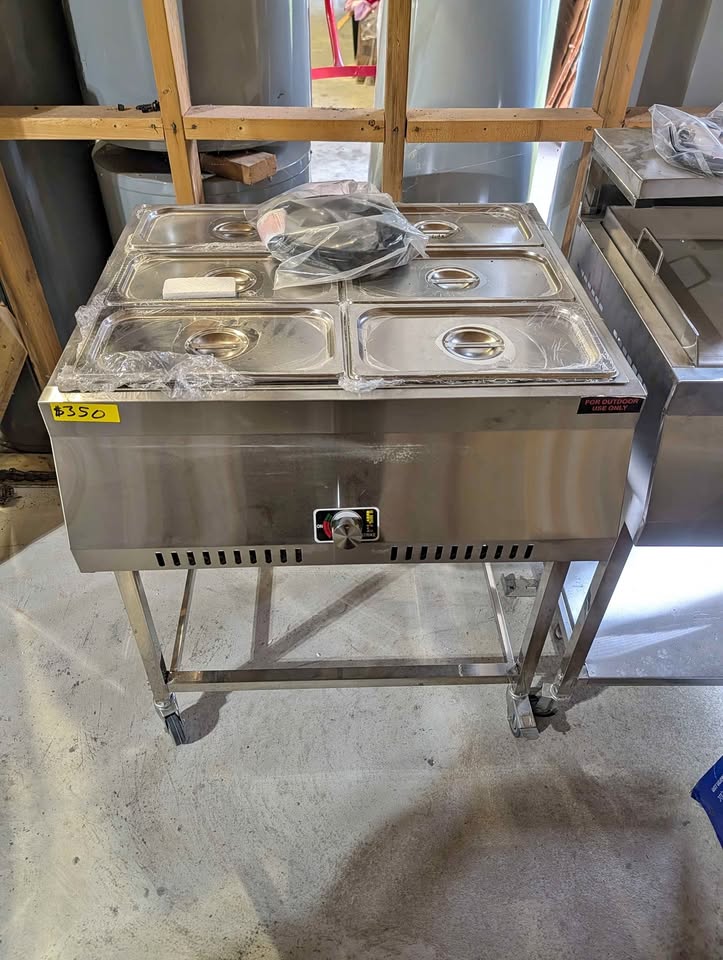 Stainless Steel 6-Pan Food Warmer on Wheels