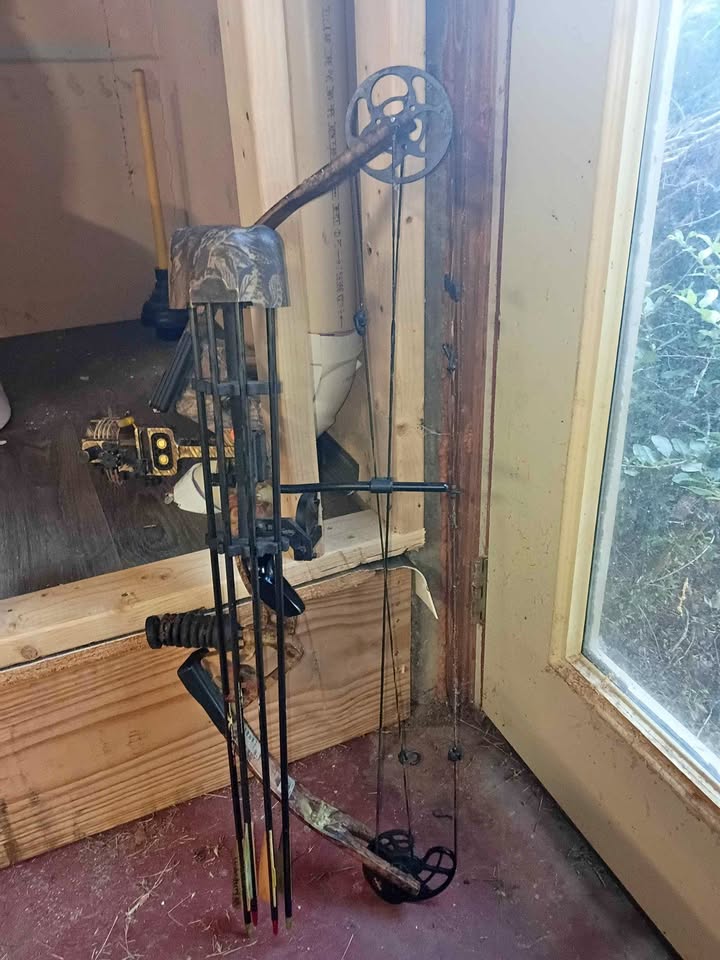 PSE Pro Series Hunting Bow