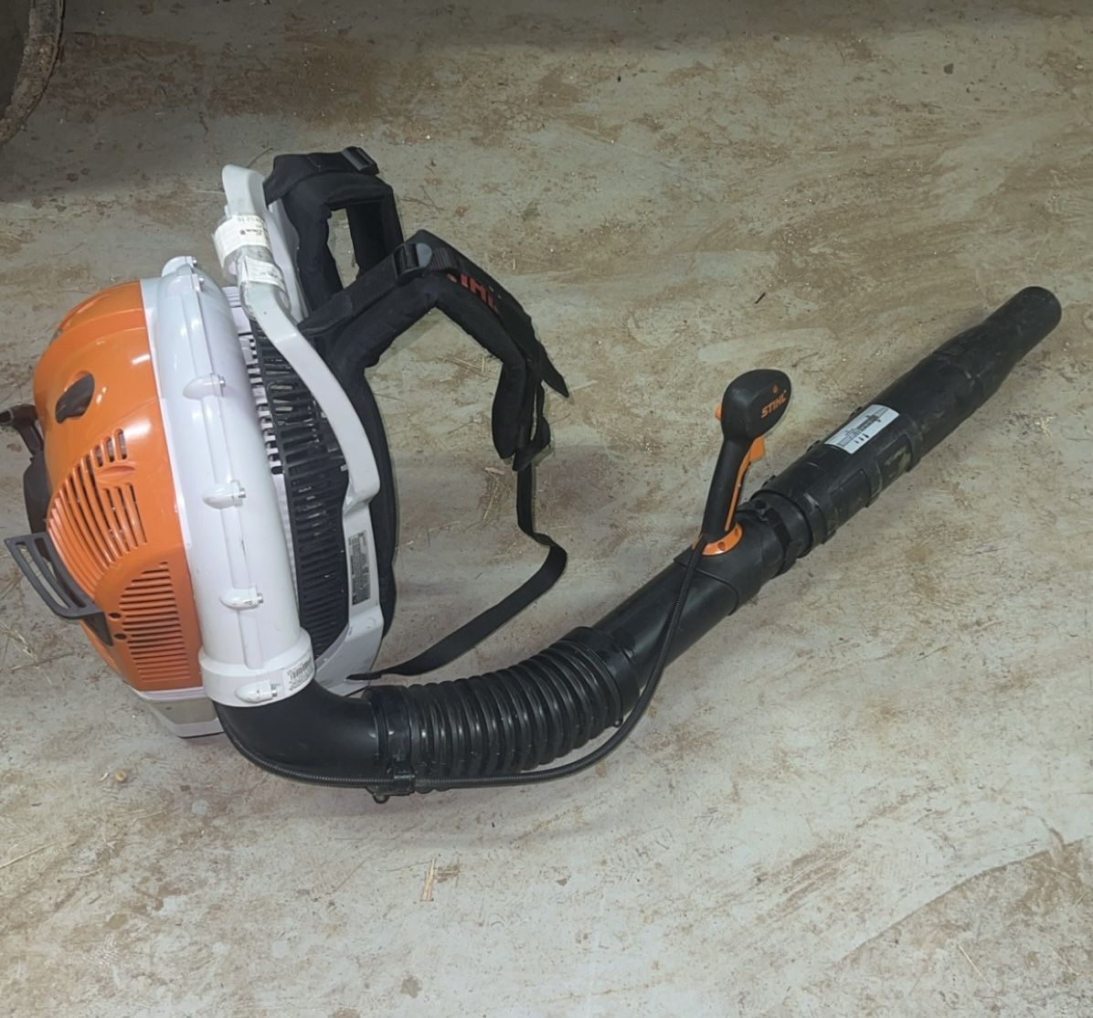 Stihl BR 600 Gas Backpack Leaf Blower
