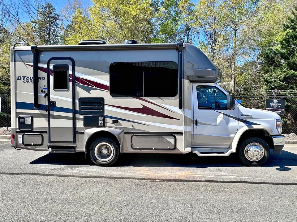 2021 Gulf Stream B Touring Cruiser RV