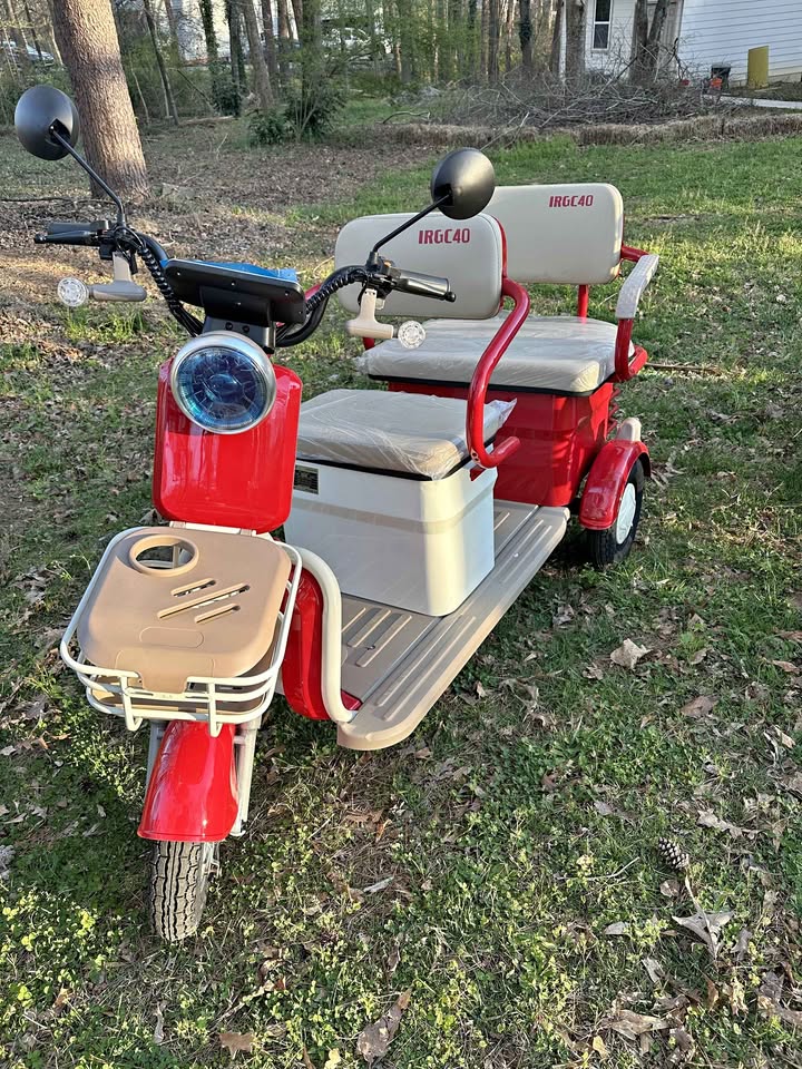 3-Wheel Golf Cart