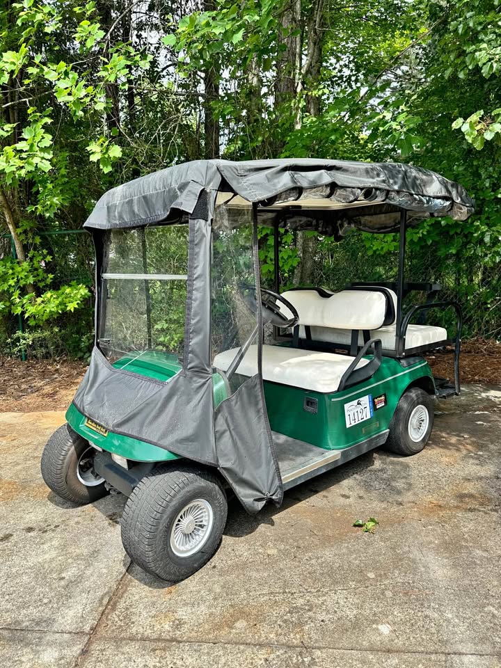 EZGO 4-Seater Golf Cart