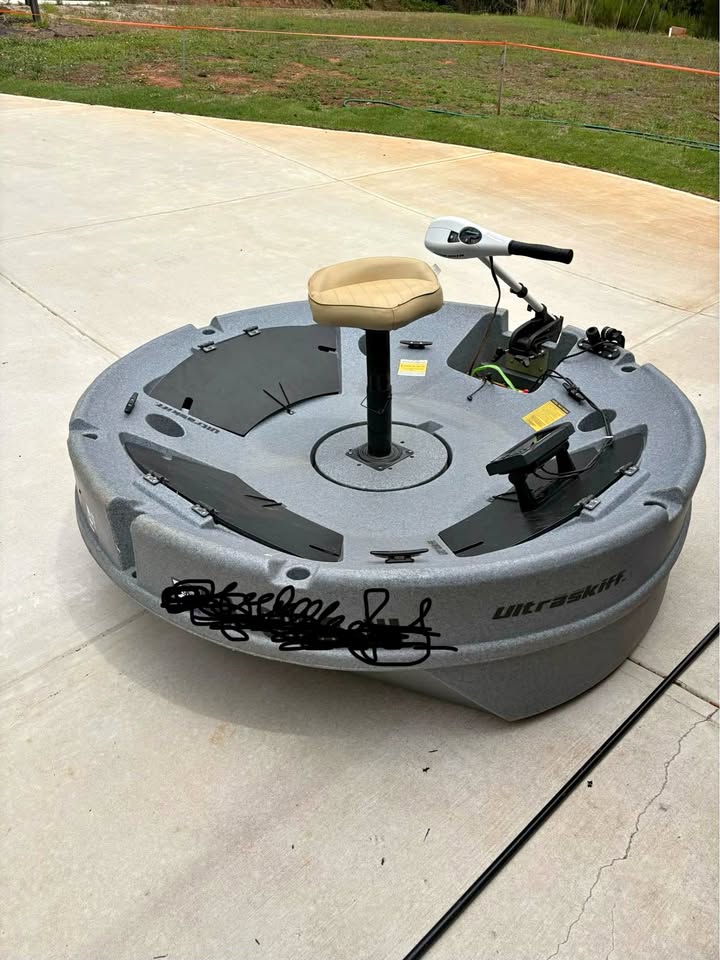 Ultraskiff 360 Round Fishing Boat